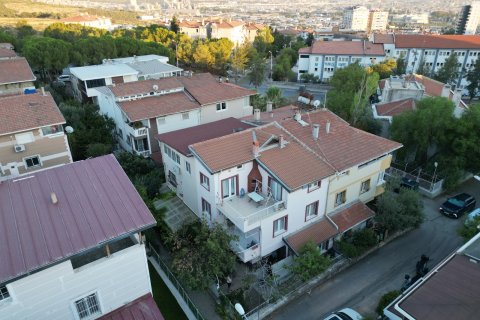 4+1 Villa  in Izmir, Türkei Nr. 210185 - 1