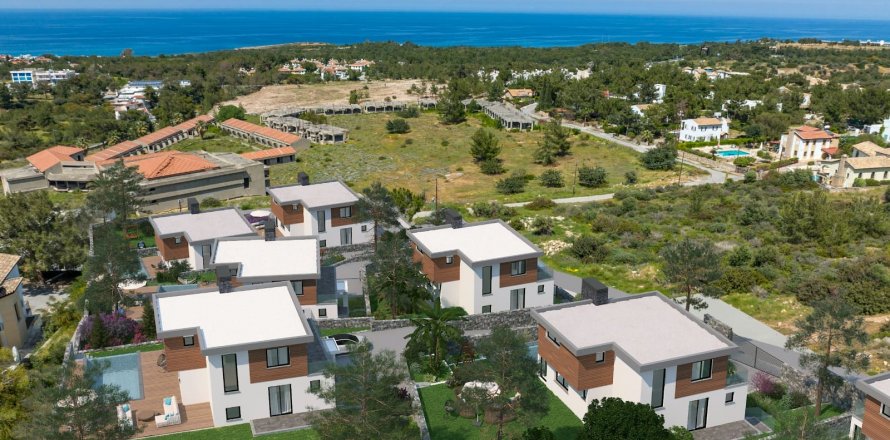 4+2 Villa in Catalkoy, Girne, Northern Cyprus No. 184860