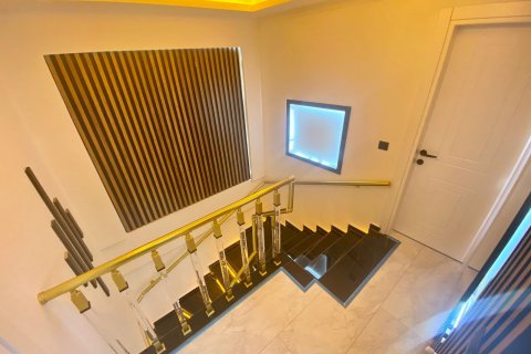 Продажа виллы  в Измире, Турция 4+1, 240м2, №112876 – фото 8