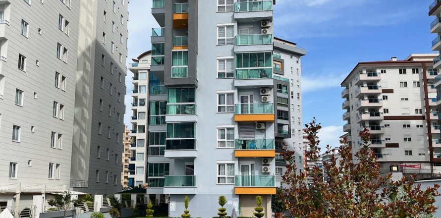 آپارتمان در  Mahmutlar ، ترکیه 3 خوابه ، 160 متر مربع.  شماره 210272