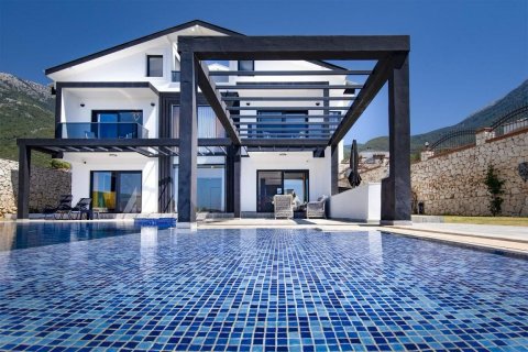 Villa  6+1  Fethiye, Muğla, Türkiye №210394 - 1