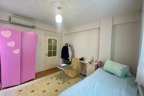 4+1 Villa  in Izmir, Türkei Nr. 210185 - 13