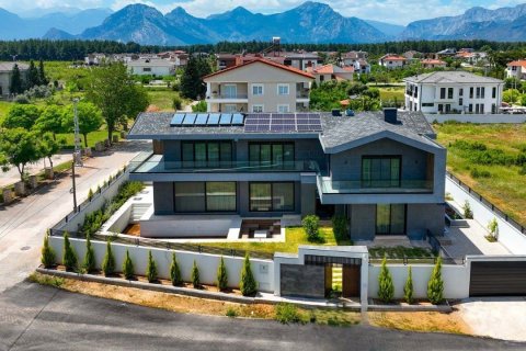 Продажа виллы  в Дёшемеалты, Анталье, Турция 6+1, 600м2, №194227 – фото 1