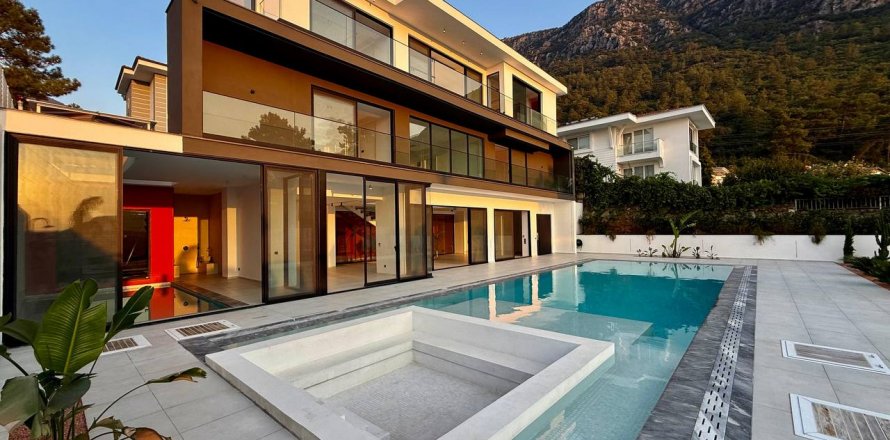 Вилла  4+1 в Оваджике, Мугла, Турция №206947