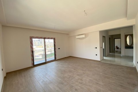 Продажа квартиры  в Измире, Турция 4 комн., 135м2, №193985 – фото 3