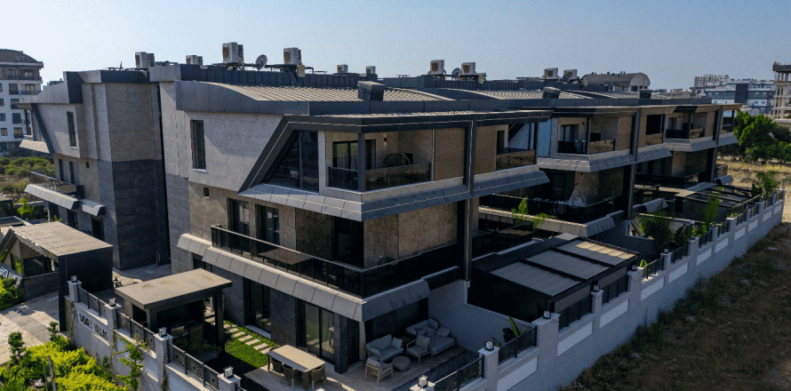 4+2 Villa  i Altintash, Antalya, Turkiet Nr. 210446