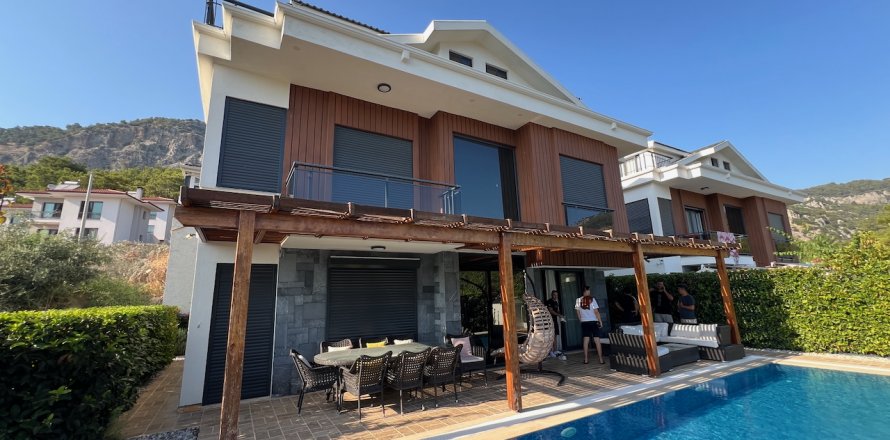 Вилла  4+1 в Гёчеке, Мугла, Турция №194008