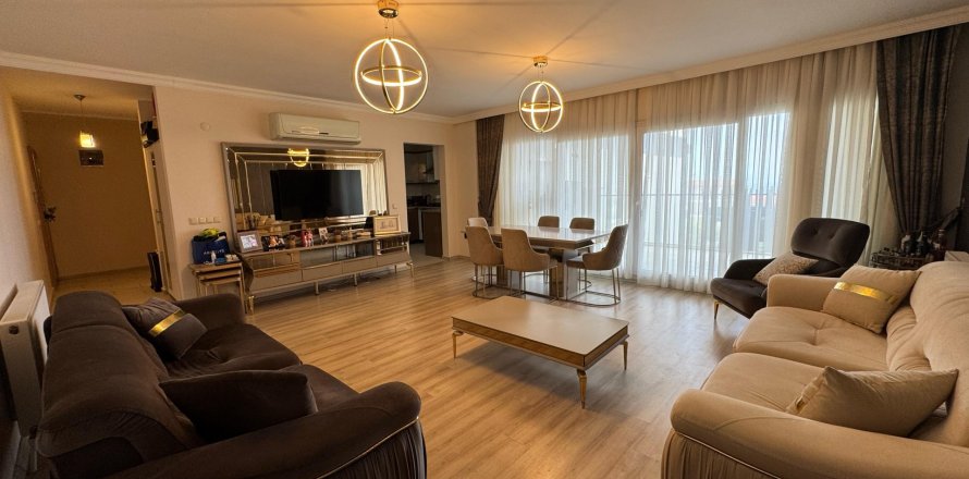 i Kusadasi, Aydin, Tyrkia Nr. 190574