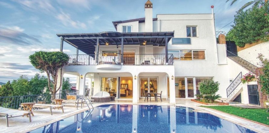 Villa  6+1  Bodrum, Muğla, Türkiye №206600