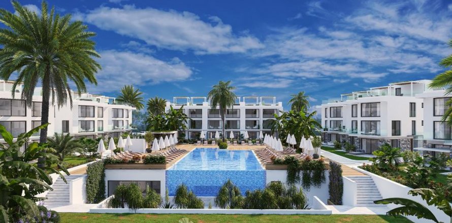 1+1 Penthouse  in Tatlisu, Famagusta, Northern Cyprus No. 194072