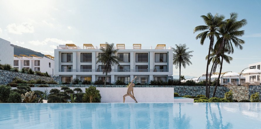 2+1 Apartment in Girne, Northern Cyprus No. 185056