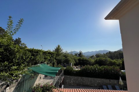 Продажа виллы  в Гёчеке, Мугле, Турция 5+1, 200м2, №194086 – фото 10