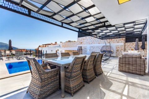 5+1 Villa  in Kalkan, Antalya, Türkei Nr. 189651 - 11