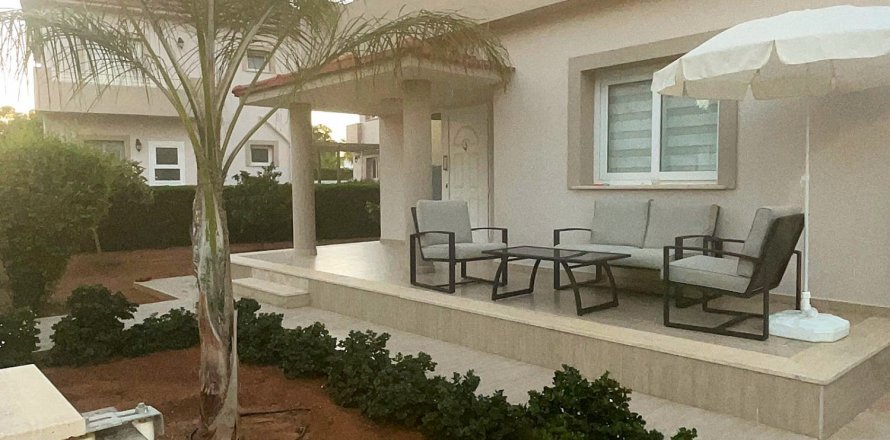 Вилла  4-х ком. в Искеле, Северный Кипр №211062