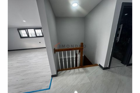 Продажа квартиры  в Бююкчекмедже, Стамбуле, Турция 5+1, 250м2, №193008 – фото 12