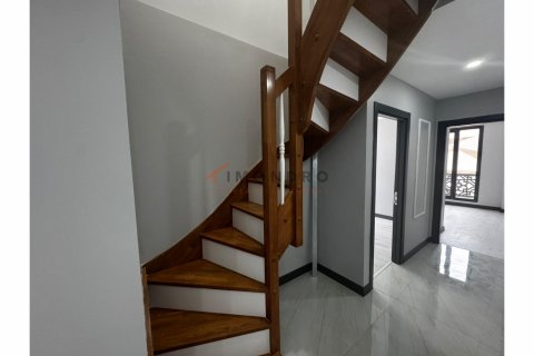 Продажа квартиры  в Бююкчекмедже, Стамбуле, Турция 5+1, 250м2, №193008 – фото 11