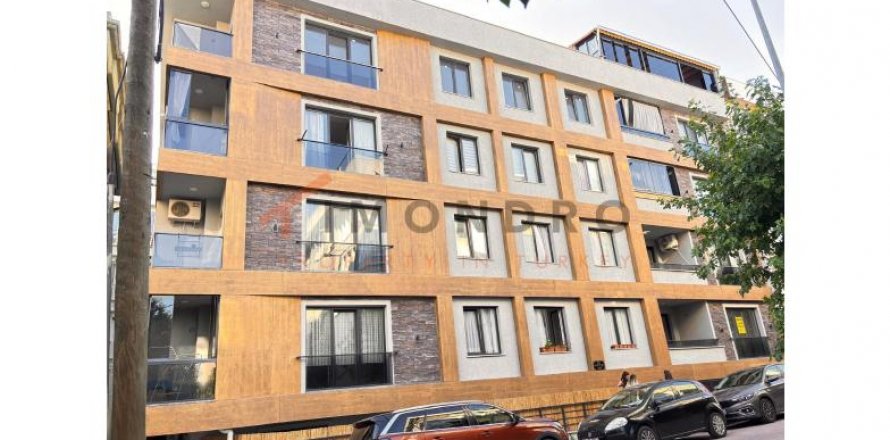 Квартира  6+1 в Авджылар, Стамбул, Турция №193005