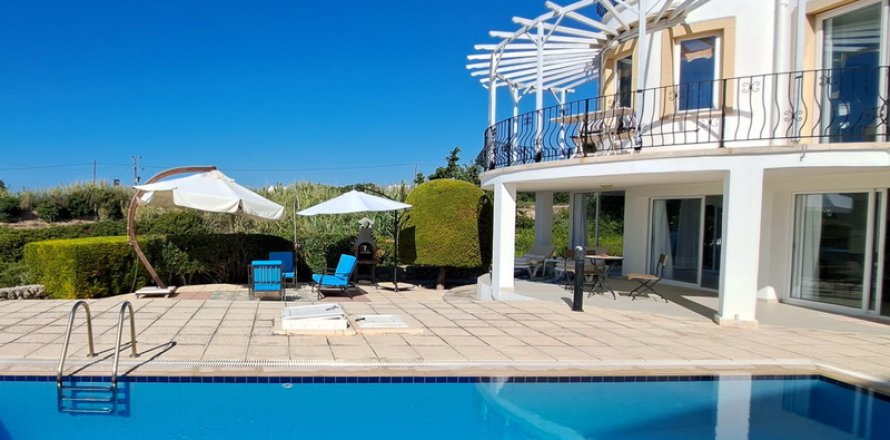 3+1 Villa  i Girne,  Nr. 190967