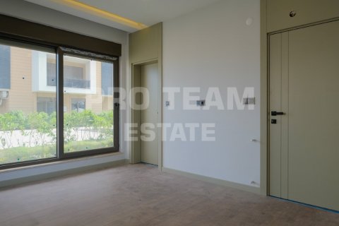 Продажа квартиры  в Алтынташа, Анталье, Турция 3 комн., 70м2, №191839 – фото 9