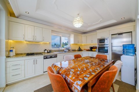 Продажа виллы  в Каргыджаке, Аланье, Анталье, Турция 5 комн., 250м2, №207070 – фото 15