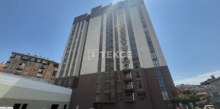 1+1 Leilighet  i Istanbul, Tyrkia Nr. 210196