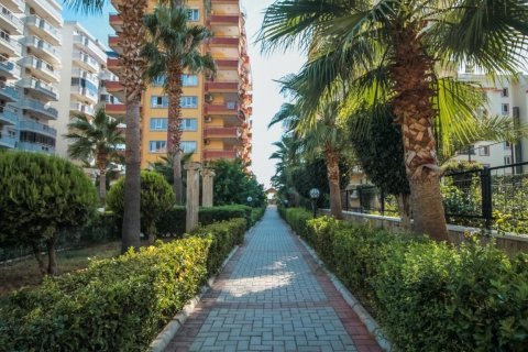 Lejlighed i Mahmutlar, Antalya, Tyrkiet Nr. 209607 - 2
