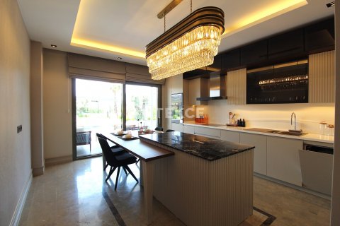 Продажа виллы в Бююкчекмедже, Стамбуле, Турция 10+1, 876м2, №192834 – фото 11