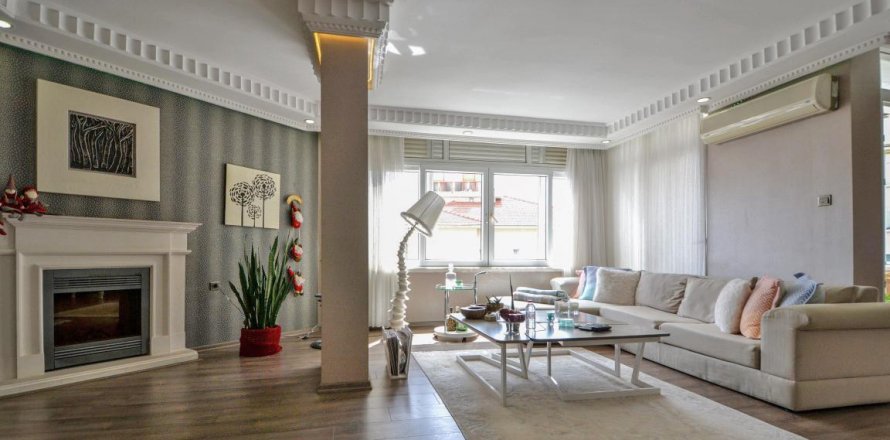 Квартира  4-х ком. в Аланье, Анталья, Турция №208344