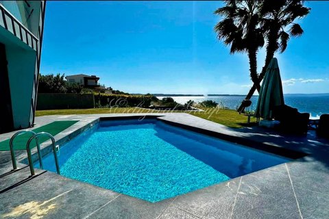 Villa 6+2 Çeşme, İzmir, Türkiye №193300 - 2