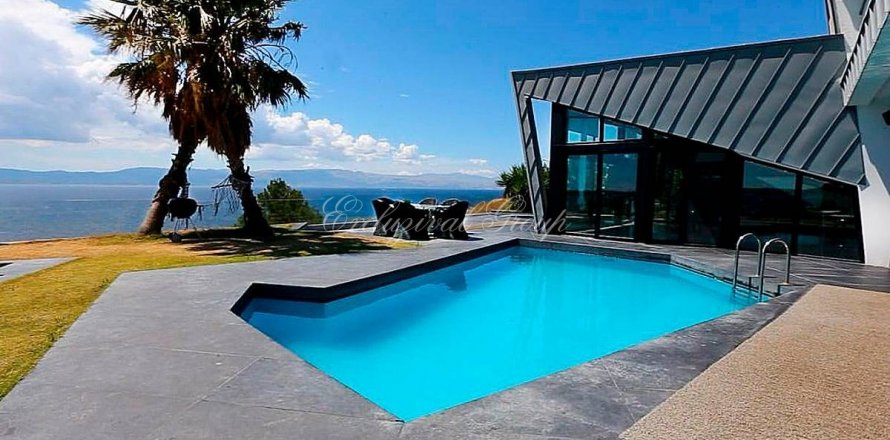 Villa 6+2 Çeşme, İzmir, Türkiye №193300