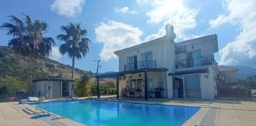 Вилла  3+1 в Гирне, Северный Кипр №190991