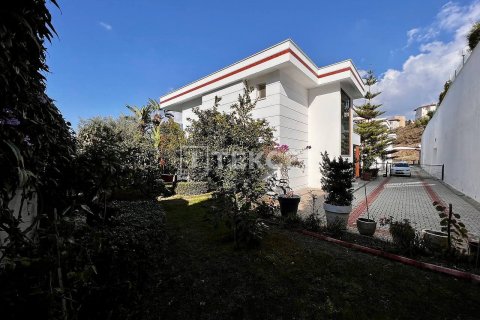 ویلا در  Alanya ، ترکیه 4 خوابه ، 350 متر مربع.  شماره 192866 - 5