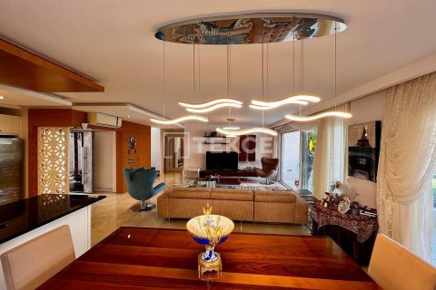 ویلا در  Alanya ، ترکیه 4 خوابه ، 350 متر مربع.  شماره 192866 - 16