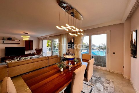 ویلا در  Alanya ، ترکیه 4 خوابه ، 350 متر مربع.  شماره 192866 - 15