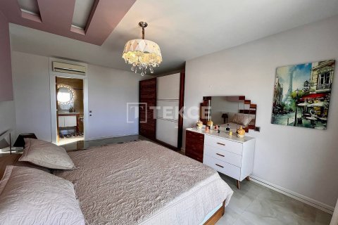 ویلا در  Alanya ، ترکیه 4 خوابه ، 350 متر مربع.  شماره 192866 - 30