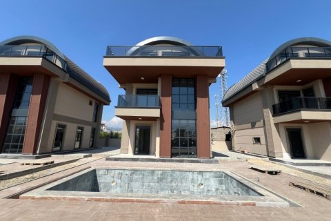 ویلا در  Alanya ، ترکیه 250 متر مربع.  شماره 206546 - 1