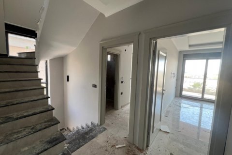 ویلا در  Alanya ، ترکیه 250 متر مربع.  شماره 206546 - 10