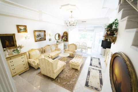 Продажа виллы  в Аланье, Анталье, Турция 7 комн., 200м2, №209460 – фото 2