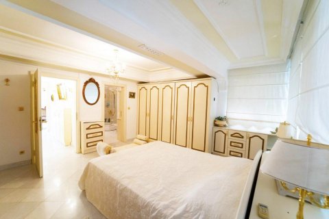 Продажа виллы  в Аланье, Анталье, Турция 7 комн., 200м2, №209460 – фото 14