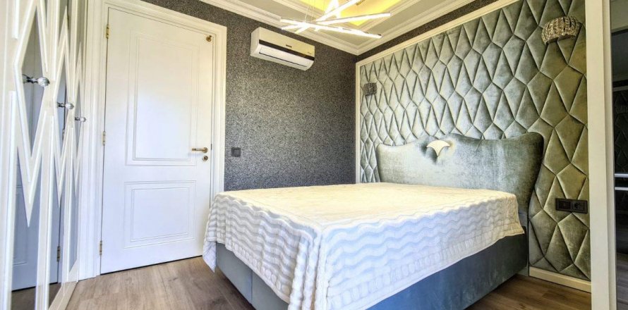 Квартира 3-х ком. в Аланье, Анталья, Турция №210019