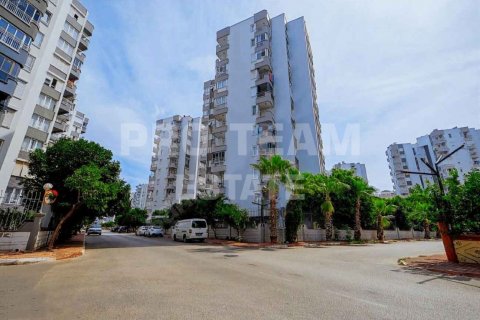 Продажа квартиры в Ларе, Анталье, Турция 2 комн., 60м2, №191883 – фото 2