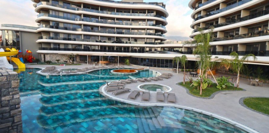 Квартира  2-х ком. в Аланье, Анталья, Турция №209029