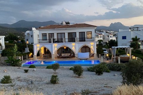 Villa for sale in Esentepe, Girne, Northern Cyprus, 257m2, No. 207121 – photo 1