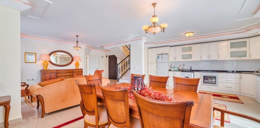 Пентхаус 4-х ком. в Оба, Анталья, Турция №207665