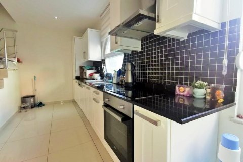 آپارتمان در  Kestel ، ترکیه 135 متر مربع.  شماره 209641 - 3