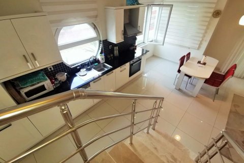 آپارتمان در  Kestel ، ترکیه 135 متر مربع.  شماره 209641 - 13