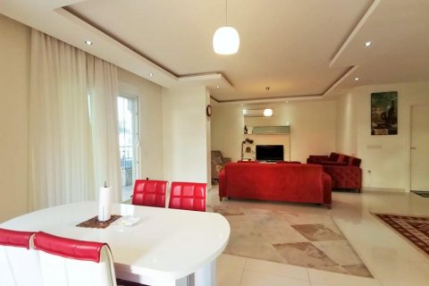 آپارتمان در  Kestel ، ترکیه 135 متر مربع.  شماره 209641 - 9