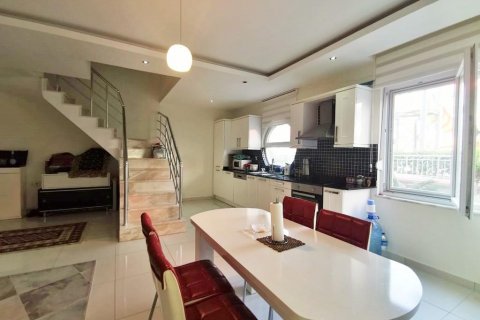 آپارتمان در  Kestel ، ترکیه 135 متر مربع.  شماره 209641 - 12