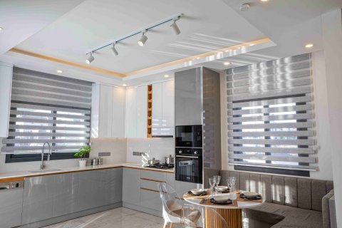 Продажа виллы  в Фамагусте, Северный Кипр 4 комн., 204м2, №211181 – фото 13