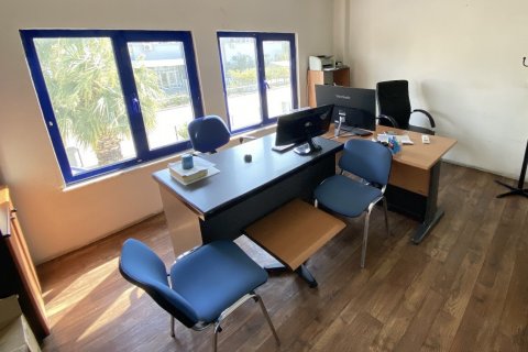 Gewerbeimmobilien  in Izmir, Türkei Nr. 210445 - 2